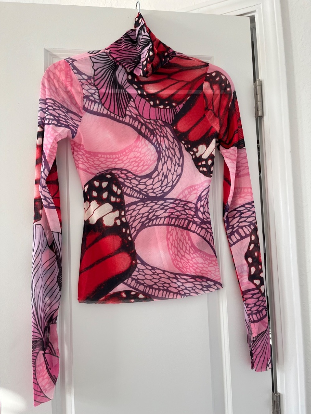 Revolve turtleneck - Picture 2 of 3